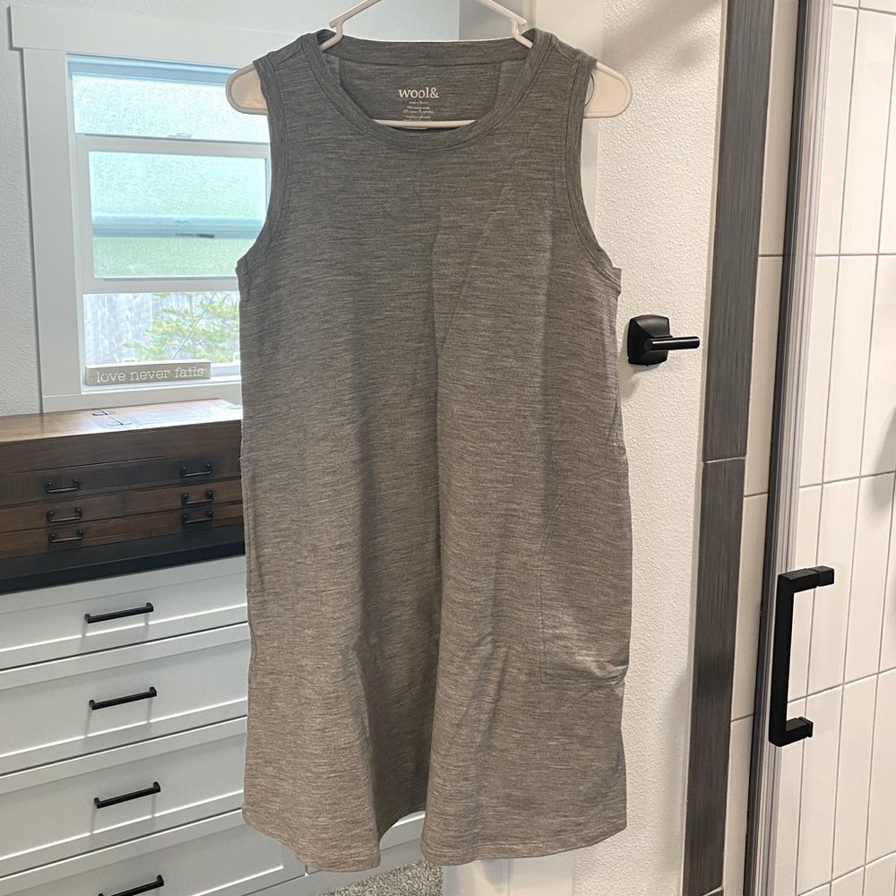 Gray wool& Sierra dress size m